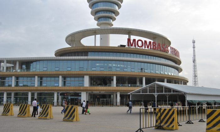 Vista frontal del terminal del ferrocarril de ‘ancho de vía estándar’ de Mombasa, el 16 de enero de 2018. (Dominic Kirui/Especial para La Gran Época)
