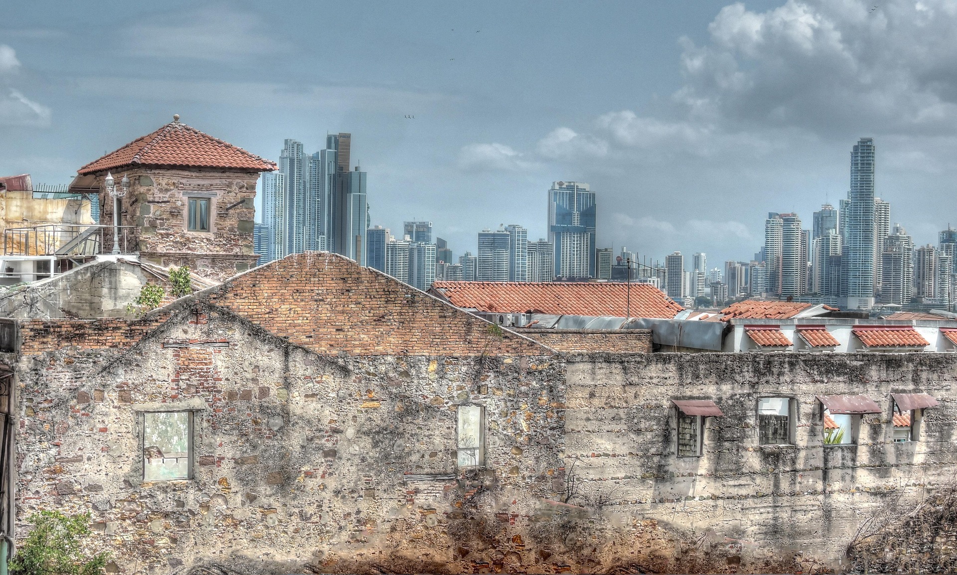 De Panamá Viejo a Panamá Nuevo